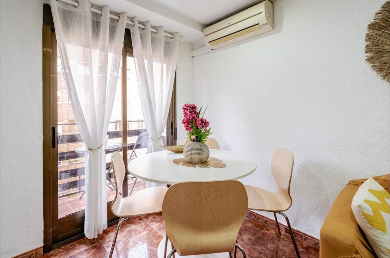 My House Apartment Валенсия Екстериор снимка